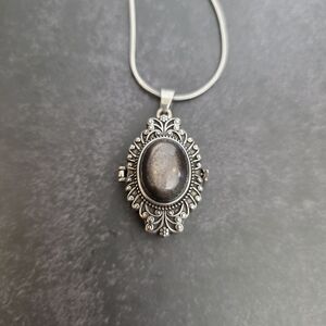 Elegant Pendant Locket